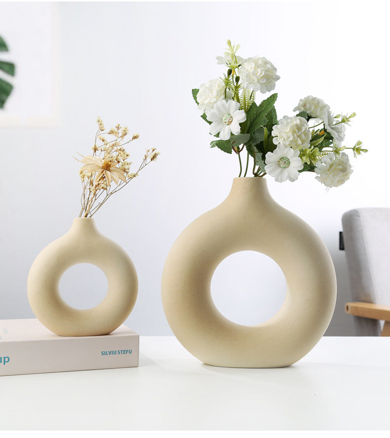 Round Vase Ceramic Vase Nordic Style Ornaments Dried Flower Vase Ceramic Crafts Home Decoration Multicolor