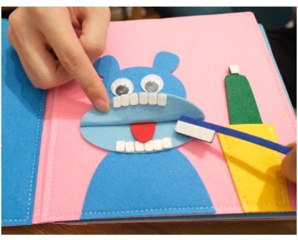 Montessori Baby Busy Toys Felt Cloth Book Early Educational Math Toy Early Learning Basic Life Skills Aid Tools Sensory