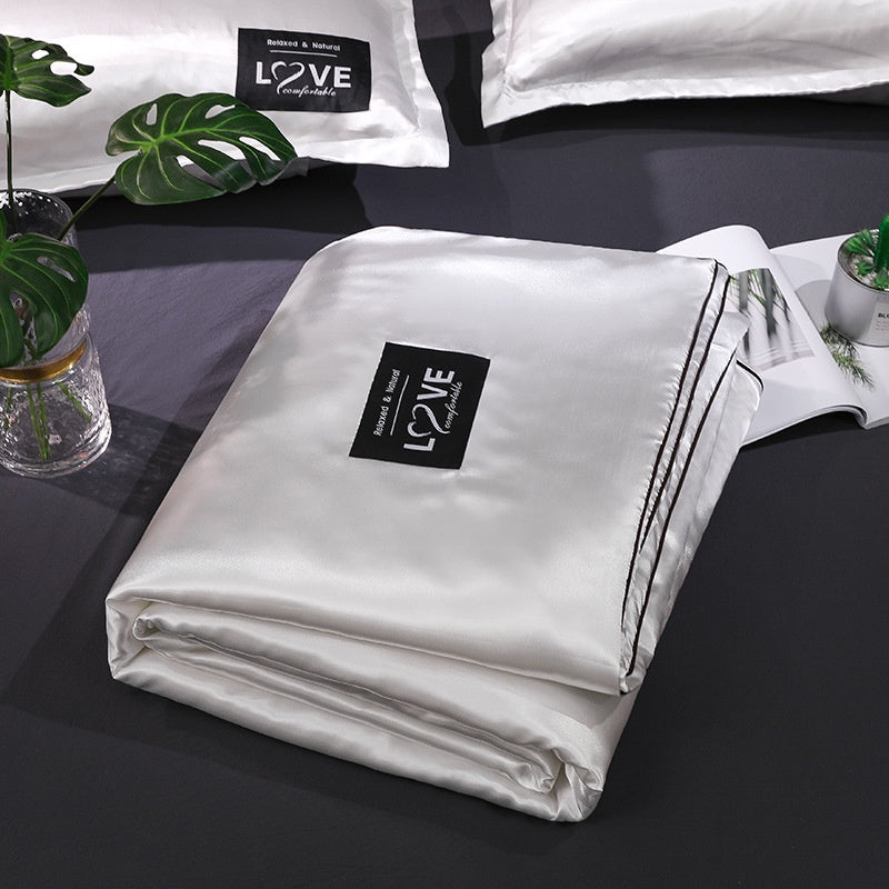 Silk Blanket Silky Cooling Thin Quilt Smooth Blankets Solid Comforter Bed Cover Cooling Summer Blanket Silk Lightweight