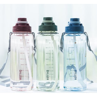 Large Capacity 2L Lightweight Hydrate Water Bottle With Straw and Strap Leakproof Outdoor Fitness Sports Drinking Bottle