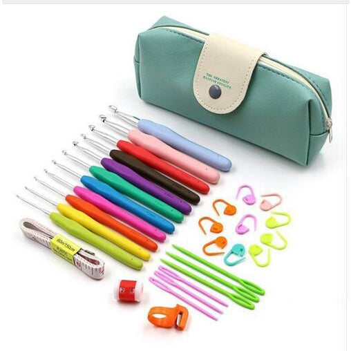 Knitting Crochet Tool Set 30Pcs with Soft Handle Aluminum Crochet Hooks Set Colorful Knitting Kit for Beginners DIY Tool